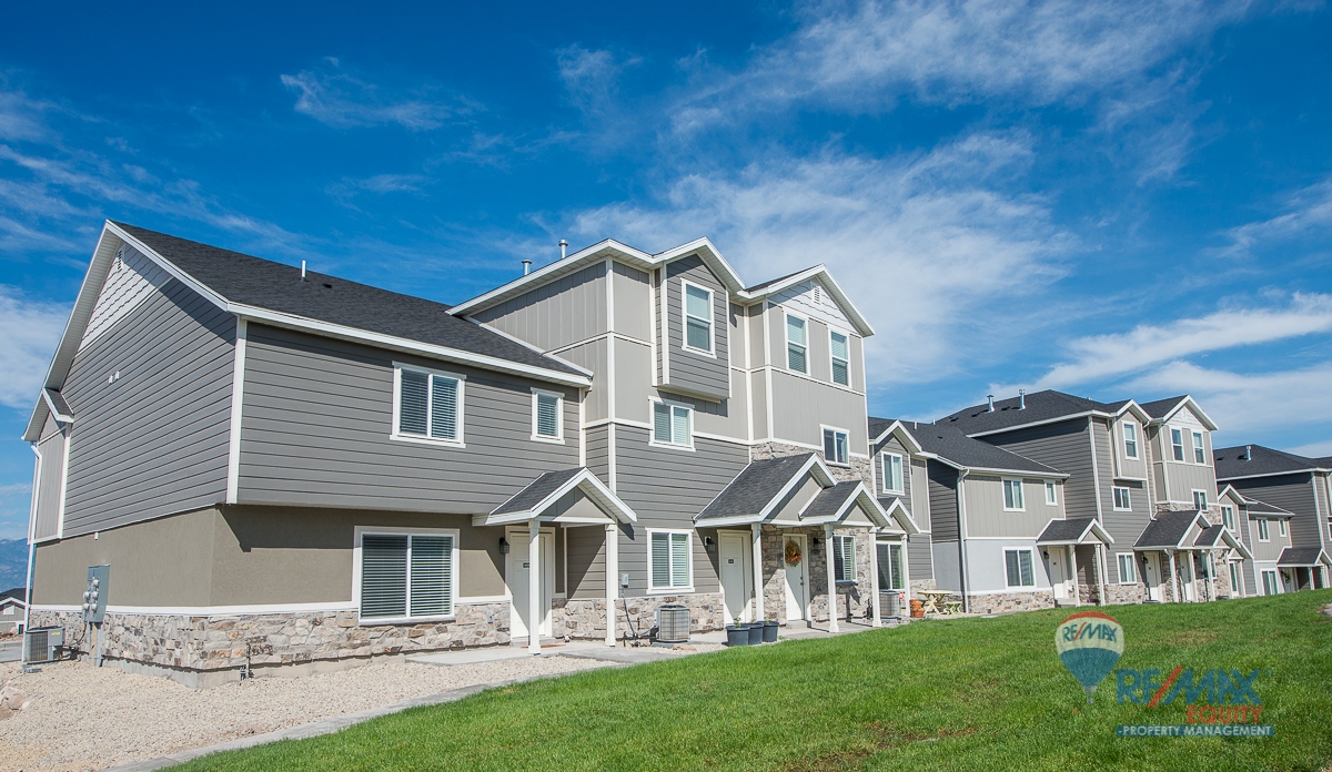 Overlook At Rosecrest in Herriman, UT - Building Photo