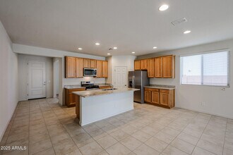 25503 N 172nd Ln in Surprise, AZ - Building Photo - Building Photo