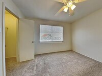 5038 Kleinway Dr photo'