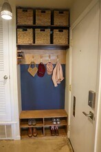 4815 Oldfort Hill Dr in Austin, TX - Building Photo - Building Photo