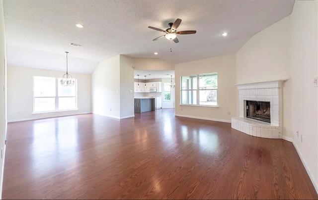 352 Howard Way Dr in Aledo, TX - Building Photo - Building Photo