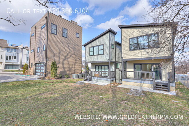 property at 402 E Trinity Ln