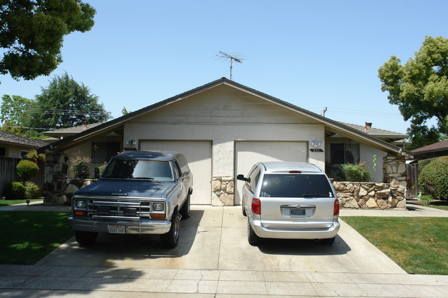 533-531 Westlake Dr in San Jose, CA - Building Photo - Building Photo