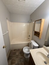 819 Union St in Lancaster, OH - Foto de edificio - Building Photo