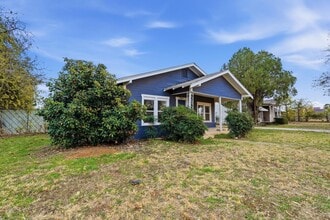 1341 Hickory St in Abilene, TX - Building Photo - Building Photo