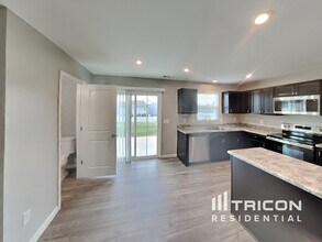 3065 Dartmoor Pl in White House, TN - Foto de edificio - Building Photo