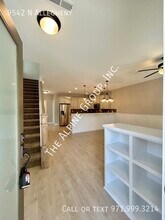 9542 N Allegheny Ave in Portland, OR - Building Photo - Building Photo