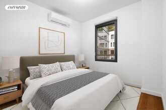 54 Noll St in Brooklyn, NY - Foto de edificio - Building Photo