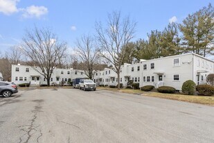 70 Spruce St in Acton, MA - Building Photo
