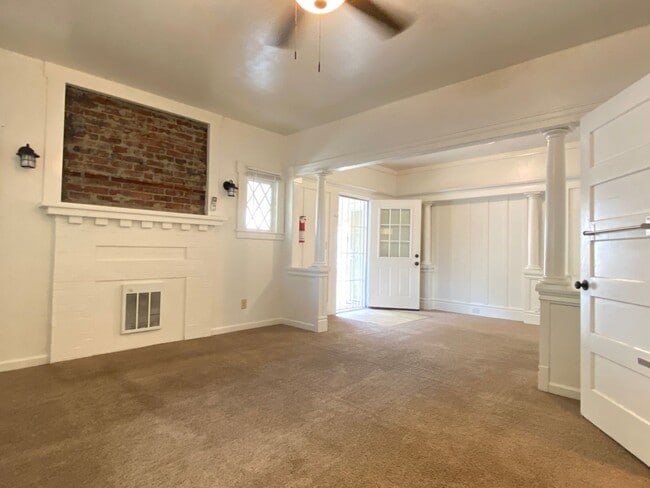 property at 1338 N Hunter St