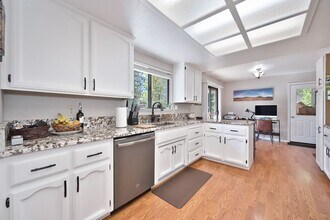 6127 Silverleaf Dr in Foresthill, CA - Building Photo - Building Photo