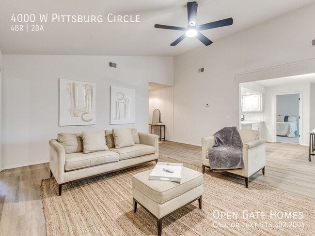 property at 4000 W Pittsburg Cir