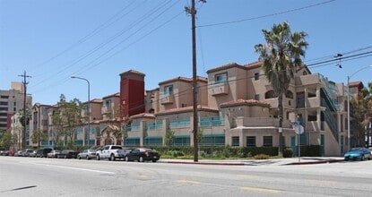 1310 Rio Vista Ave in Los Angeles, CA - Building Photo - Building Photo