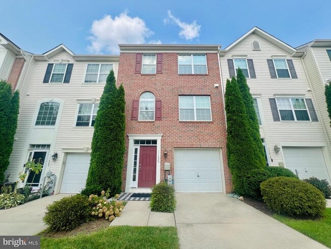 property at 11620 Amaralles Dr