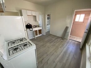 715 W 2nd St in Sioux City, IA - Building Photo - Building Photo