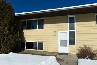 230 W Price Ave in Spokane, WA - Building Photo - Building Photo