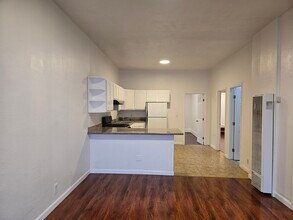 2117 West St in Oakland, CA - Foto de edificio - Building Photo