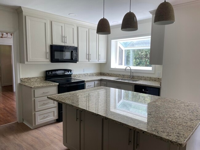 1516 Highland Park Dr in Aiken, SC - Building Photo - Building Photo