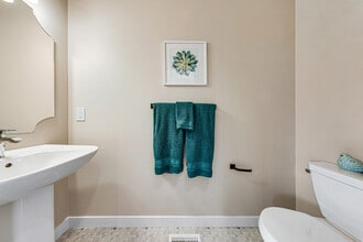 The Meadows in Saskatoon, SK - Building Photo - Building Photo