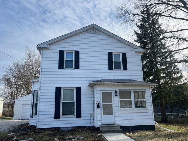 property at 809 Kern St