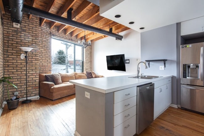 2943 N Lincoln Ave in Chicago, IL - Building Photo - Building Photo