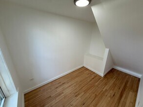 1336 W Barry Ave in Chicago, IL - Building Photo - Building Photo