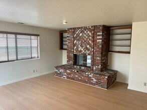 619 E Grand Ave in El Segundo, CA - Building Photo - Building Photo