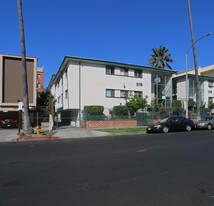 Mariposa Terrace in Los Angeles, CA - Building Photo