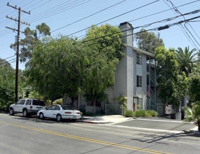 727 Robinson Ave in San Diego, CA - Building Photo - Building Photo