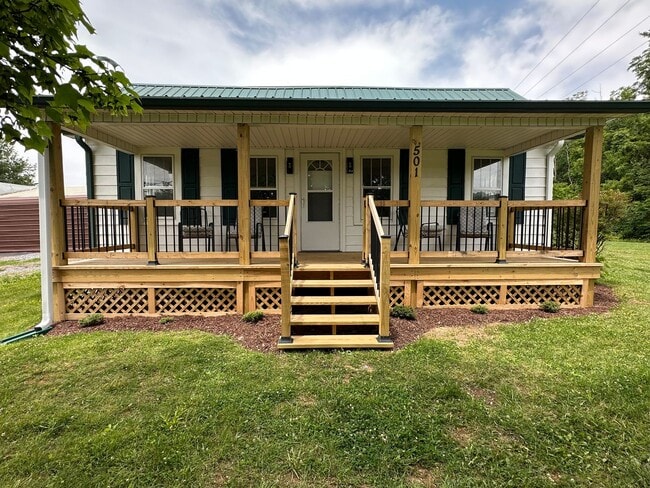 property at 501 Upper Sand Valley Rd