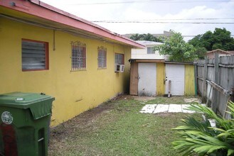 711 SW 10th Ave in Miami, FL - Building Photo - Building Photo