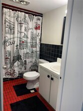 218 SE 10th St in Hallandale Beach, FL - Building Photo - Building Photo