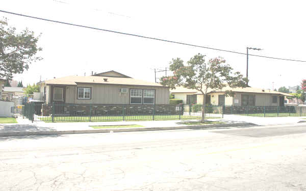 716-720 W Emerson Ave in Monterey Park, CA - Building Photo