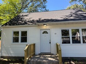 72 Judith Dr in Coram, NY - Building Photo