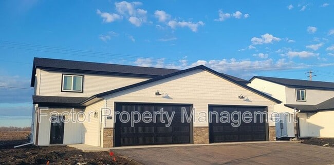 property at 3124 Scotch Ln