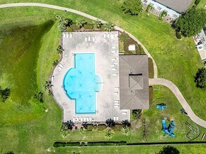 711 Majestic Dr in Crestview, FL - Building Photo - Building Photo