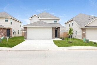 2354 Applewhite Mdw in San Antonio, TX - Building Photo - Building Photo