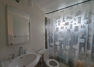 3259 Bramson Pl in San Diego, CA - Foto de edificio - Building Photo