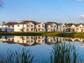 Amavi Kissimmee in Kissimmee, FL - Foto de edificio - Building Photo