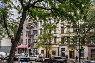 307 E 93rd St in New York, NY - Building Photo - Building Photo