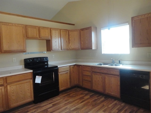 535 Virginia St in Ashville, OH - Foto de edificio - Building Photo