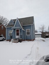 21771 Morris Ave, Unit 6B in Euclid, OH - Building Photo - Building Photo