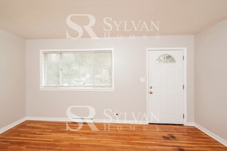 904 Sherwood Forest Dr in Birmingham, AL - Building Photo - Building Photo