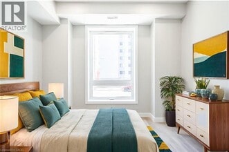 102 Wellington St N in Hamilton, ON - Building Photo - Building Photo