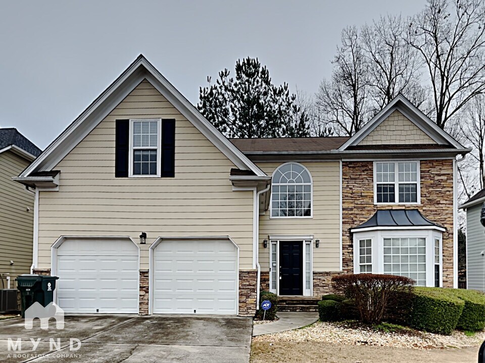 738 Edgeley Ln in Lawrenceville, GA - Building Photo