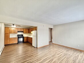 236 Walworth St in Sharon, WI - Building Photo - Building Photo