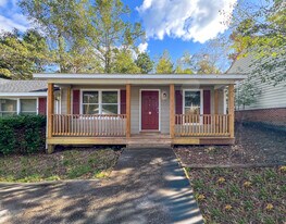 39 Fox Hill Dr in Kilmarnock, VA - Building Photo