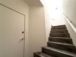 6520 Bucking Horse Ln in Henderson, NV - Building Photo - Building Photo