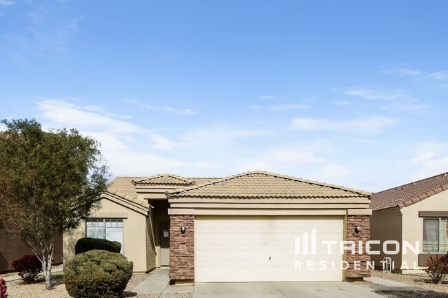 property at 3332 W Wayland Dr