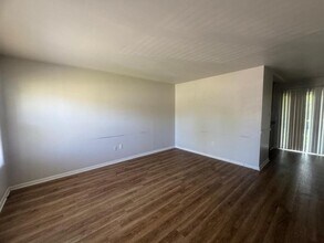 413 Sarah Dr in Warner Robins, GA - Building Photo - Building Photo